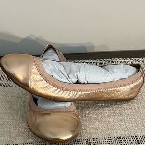 Coach Dalia 9.5 Rose Gold Gold